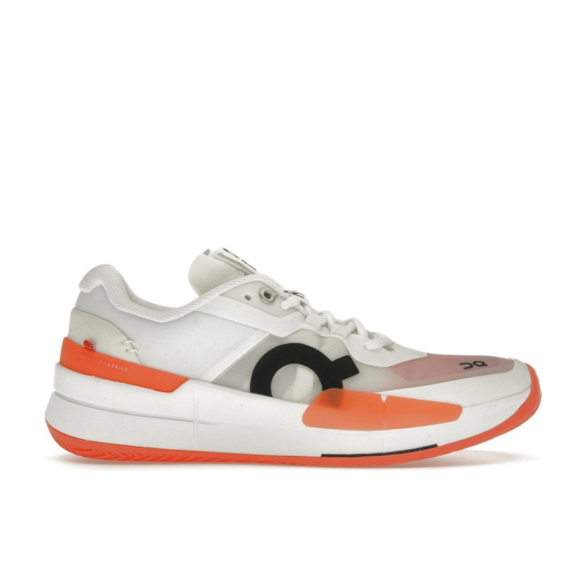 On The Roger Pro 2 Clay White Flame Womens