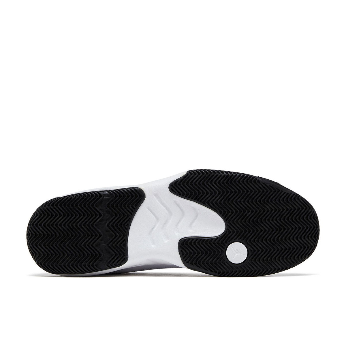 Air Jordan Max Aura 2 White Black Gold