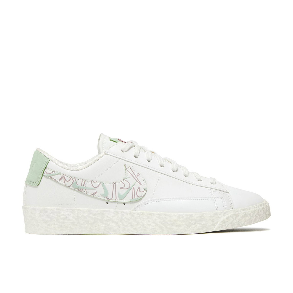 Nike Blazer Low Valentine's Day Womens