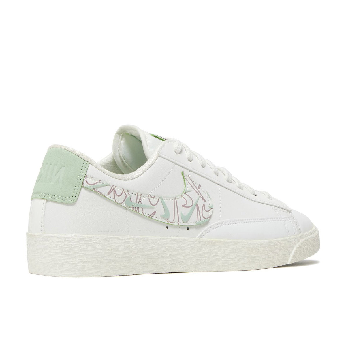 Nike Blazer Low Valentine's Day Womens