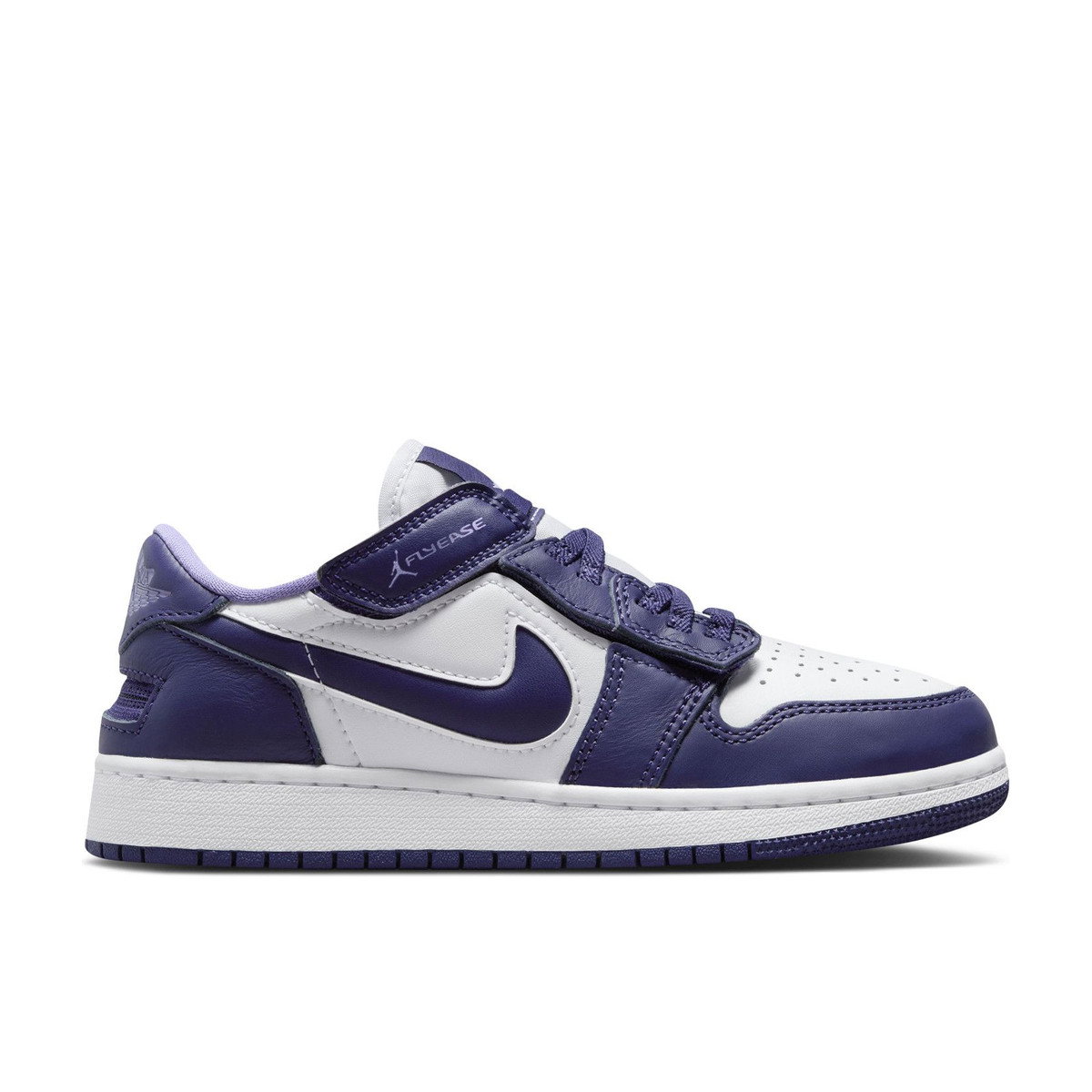 Air Jordan 1 Low FlyEase Sky J Purple White Sky J Light Purple GS