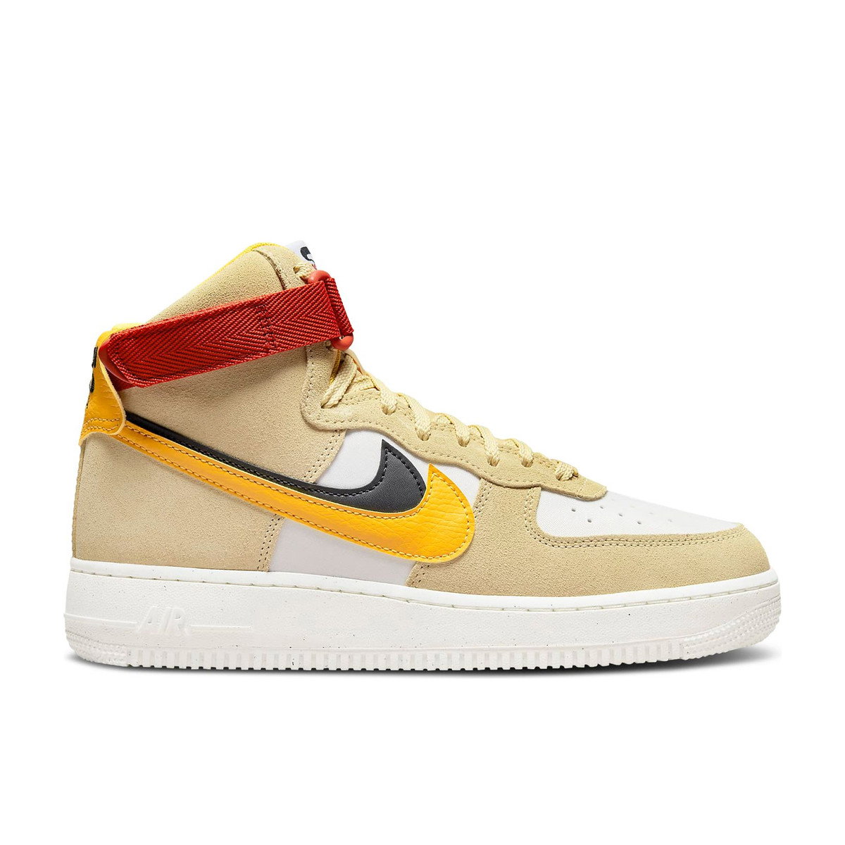 Nike Air Force 1 High SE Sesame Sail Off Noir Womens