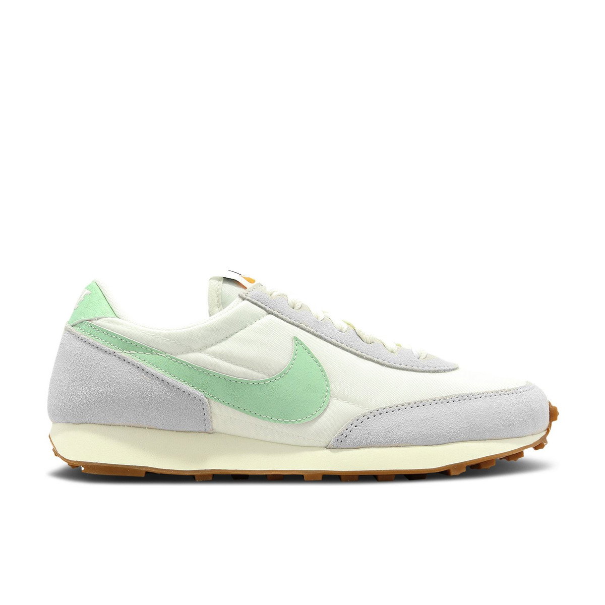 Nike Daybreak SE Enamel Green Womens