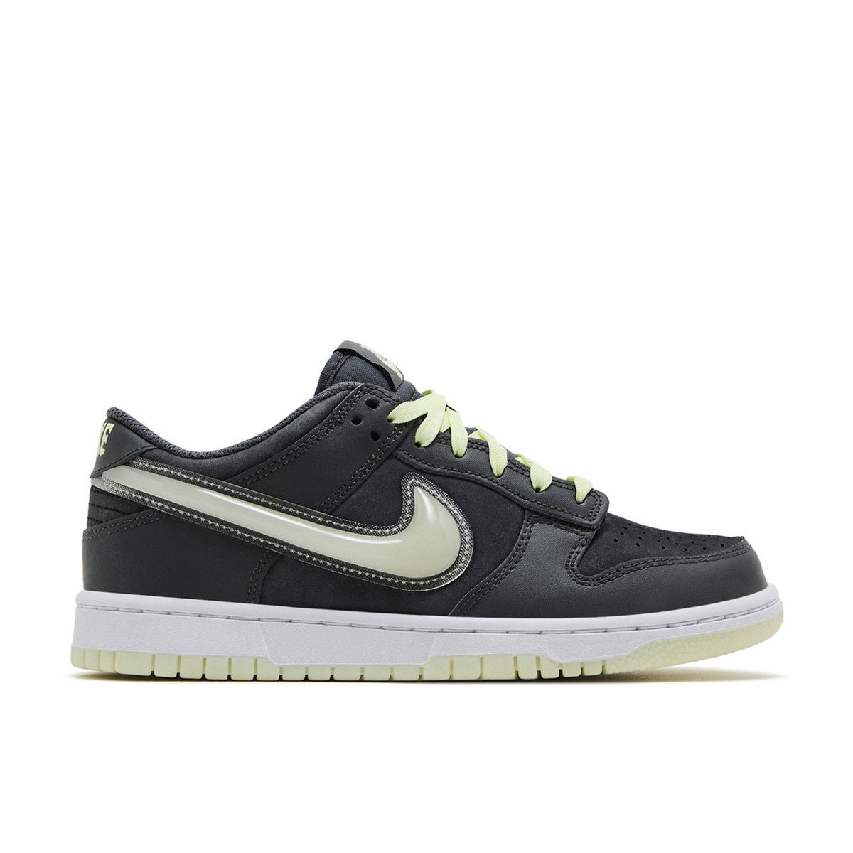 Nike Dunk Low Halloween Glow in the Dark GS