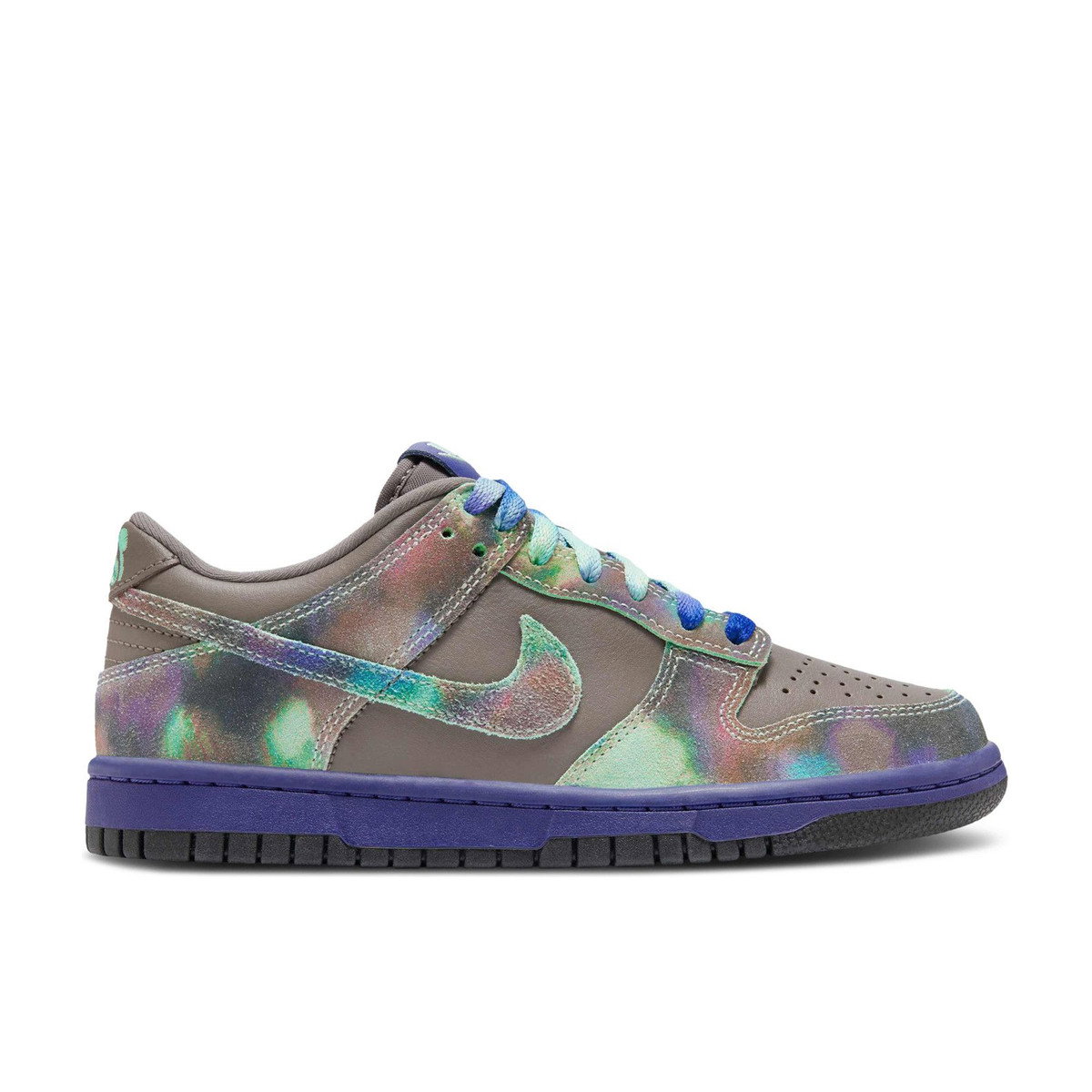 Nike Dunk Low SE Panda-Monium Cave Stone GS