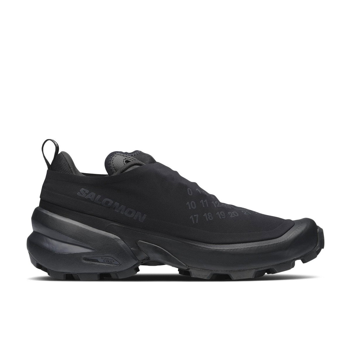 Salomon Cross Dust MM6 Maison Margiela Black