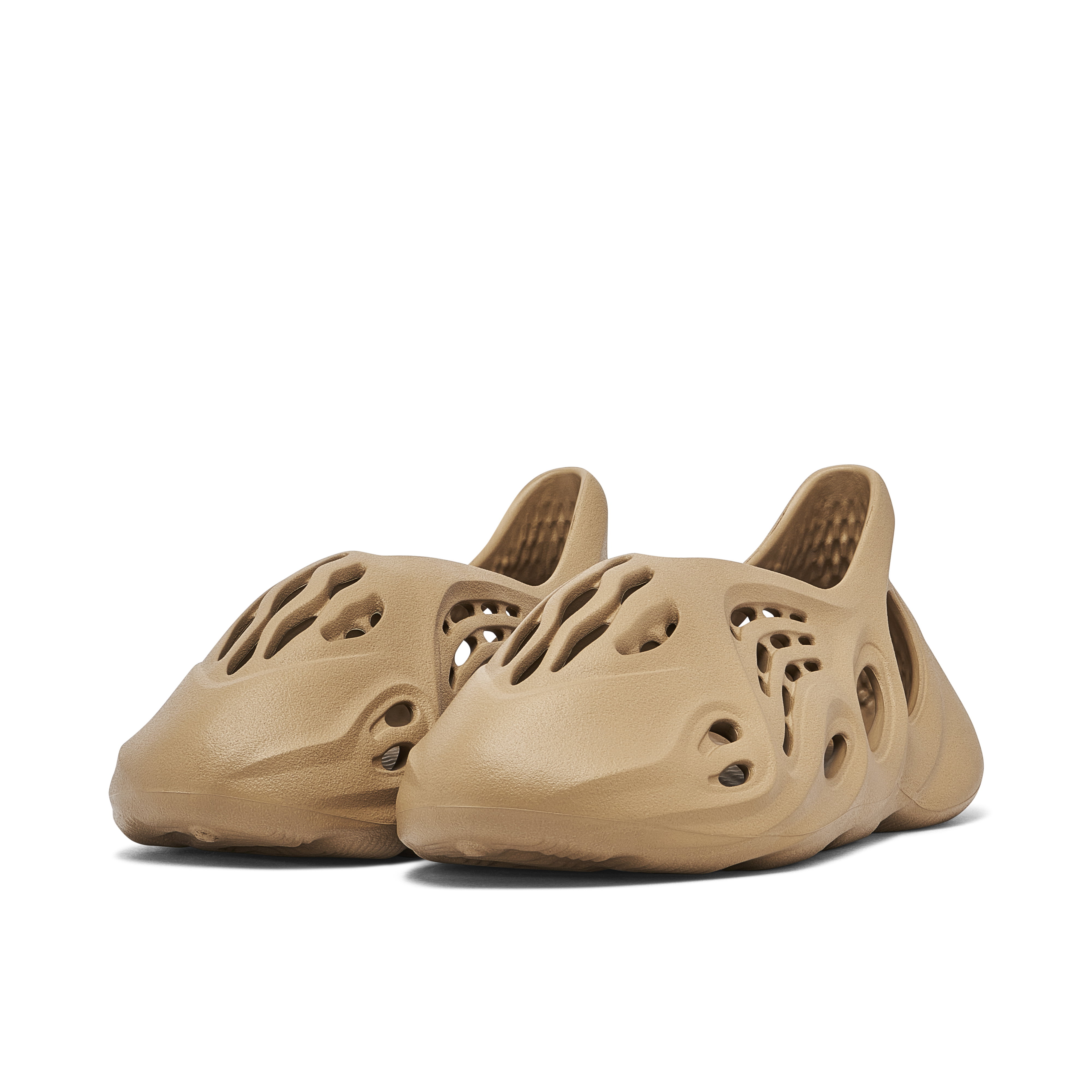 Yeezy Foam Runner Clay Taupe | GV6842 | Laced