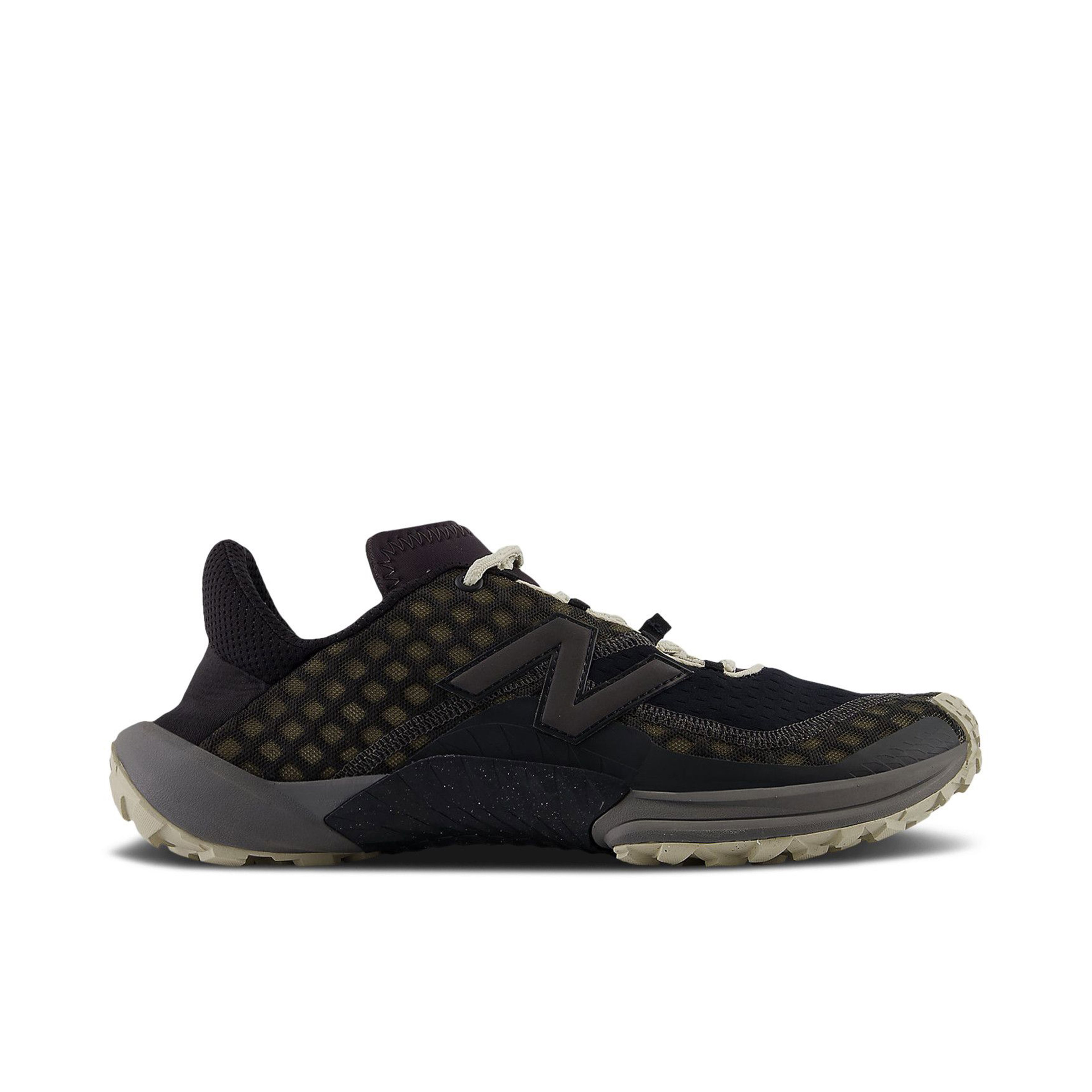 New Balance Minimus Trail Black Tan