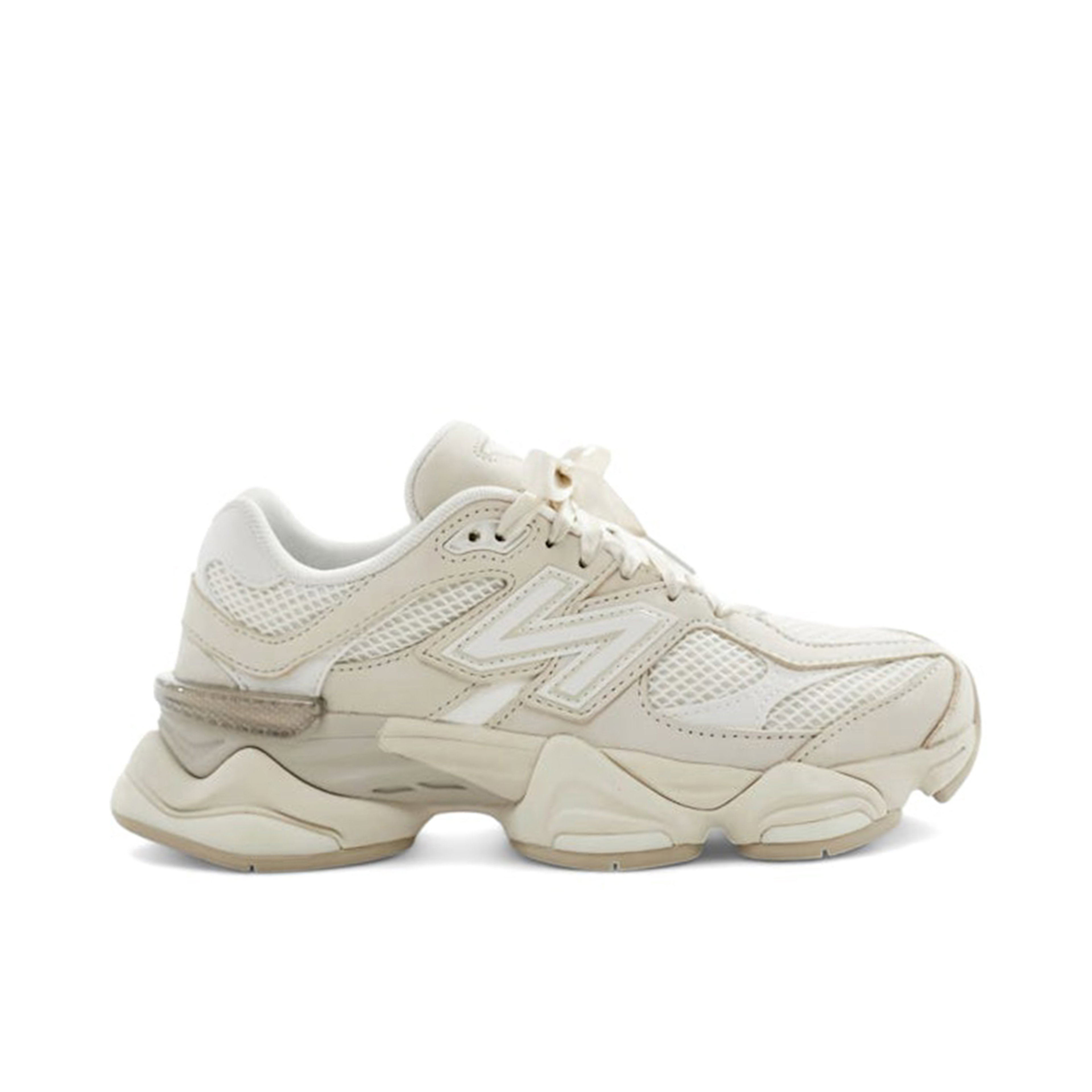 New Balance 9060 ASOS Exclusive White Beige