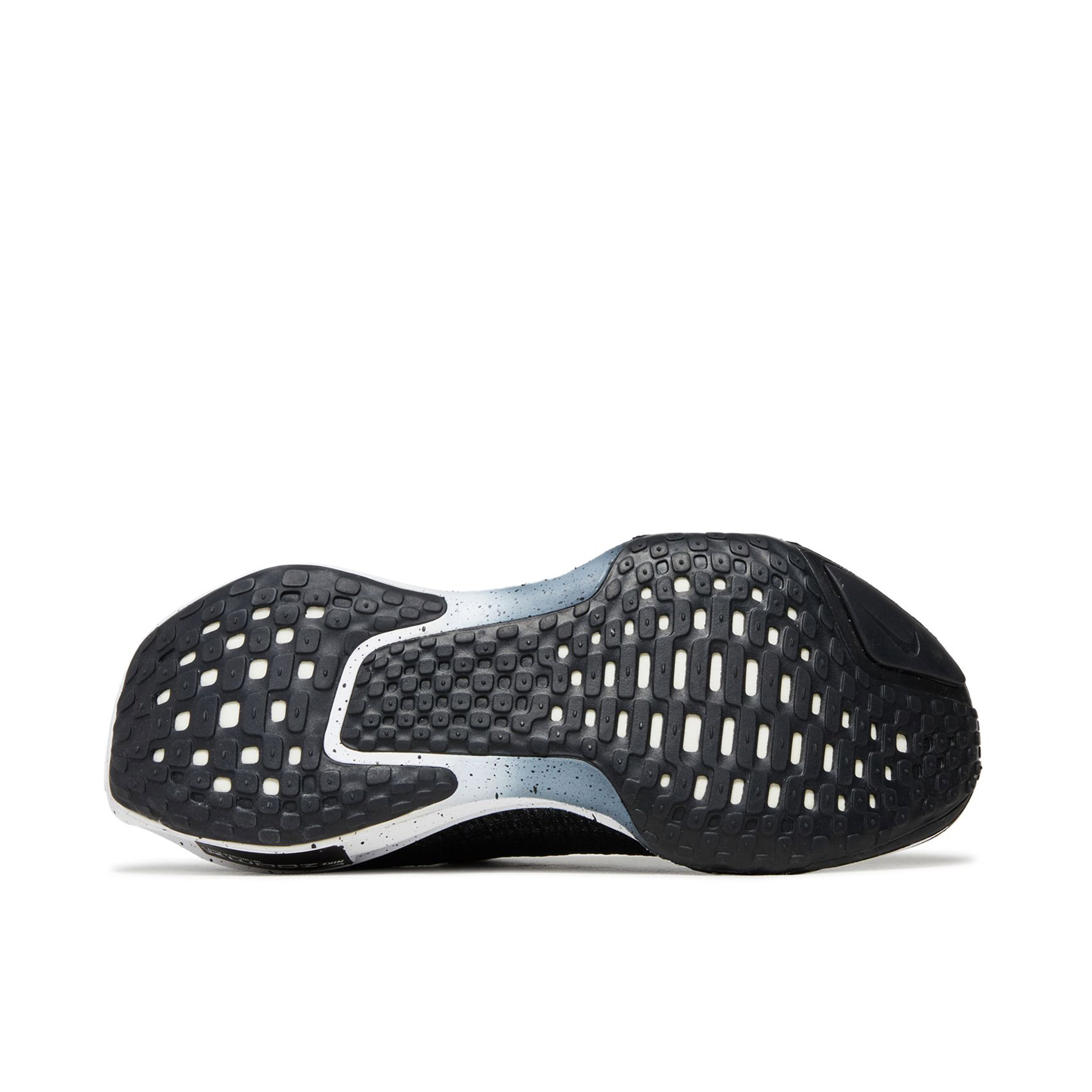 Nike ZoomX Invincible Run 3 Oreo