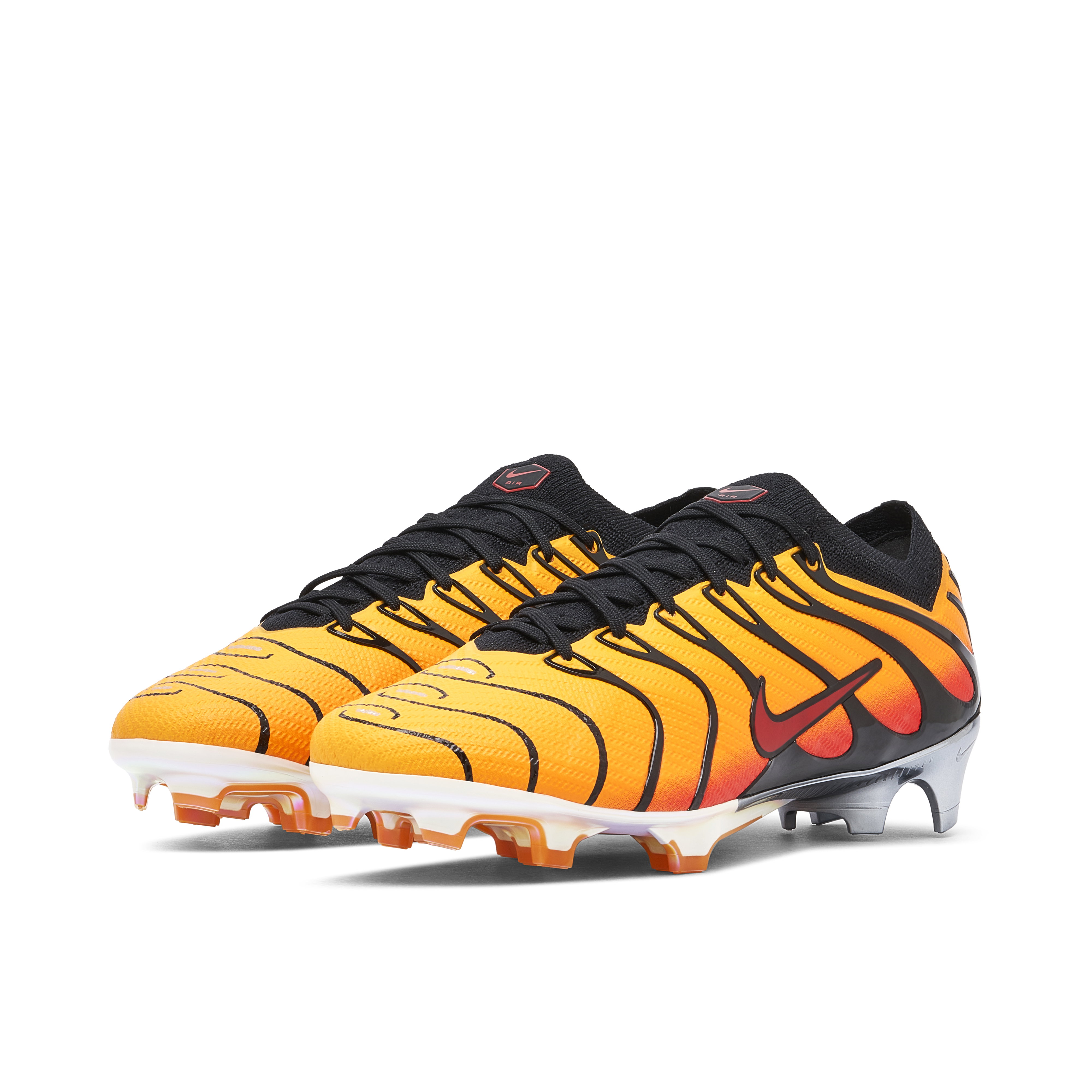 Nike Mercurial Vapor 15 x Air Max Plus Black Pimento | FJ2704-001