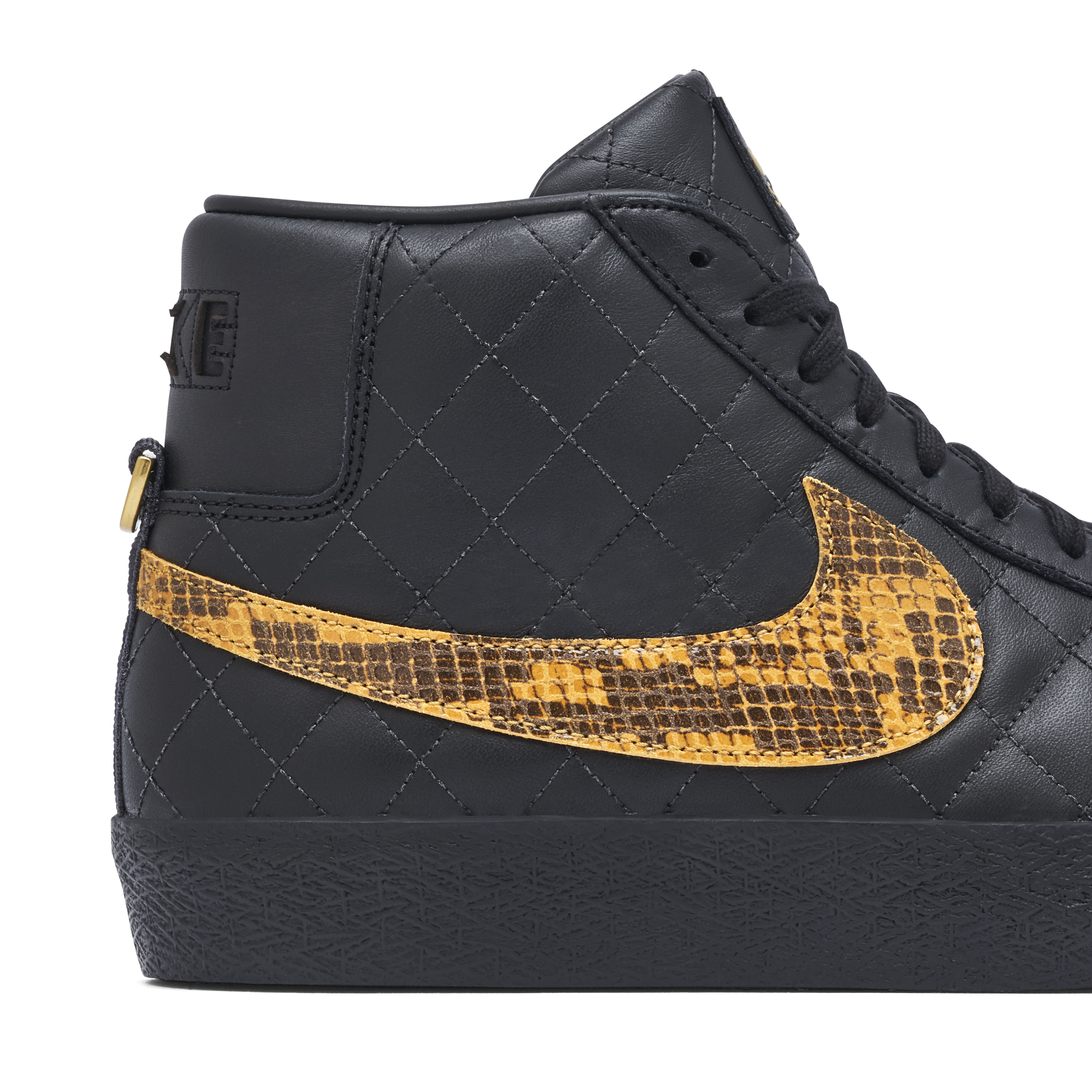 Nike SB Blazer Mid x Supreme Black | DV5078-001 | Laced