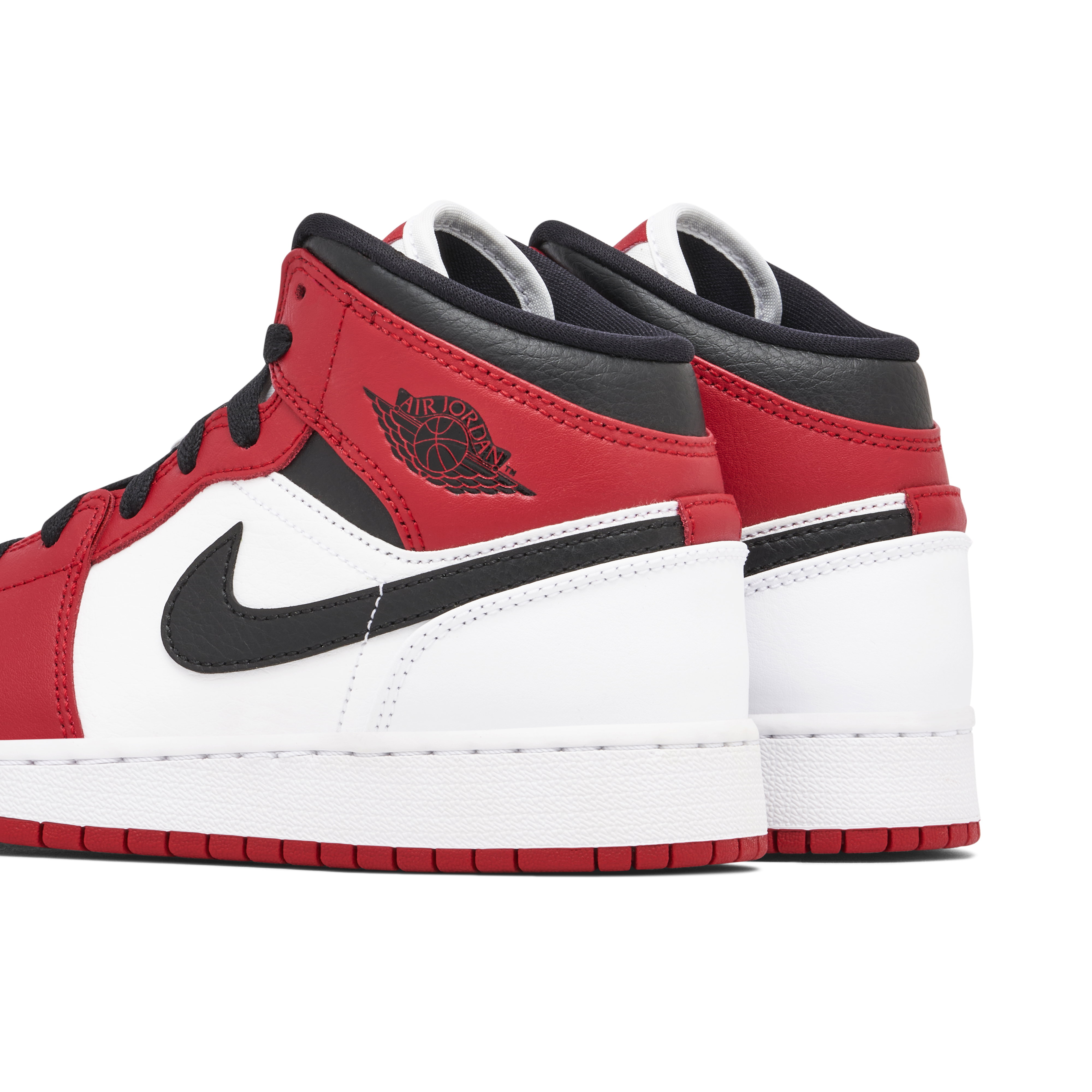Air Jordan 1 Mid GS Chicago | 554725-173 | Laced