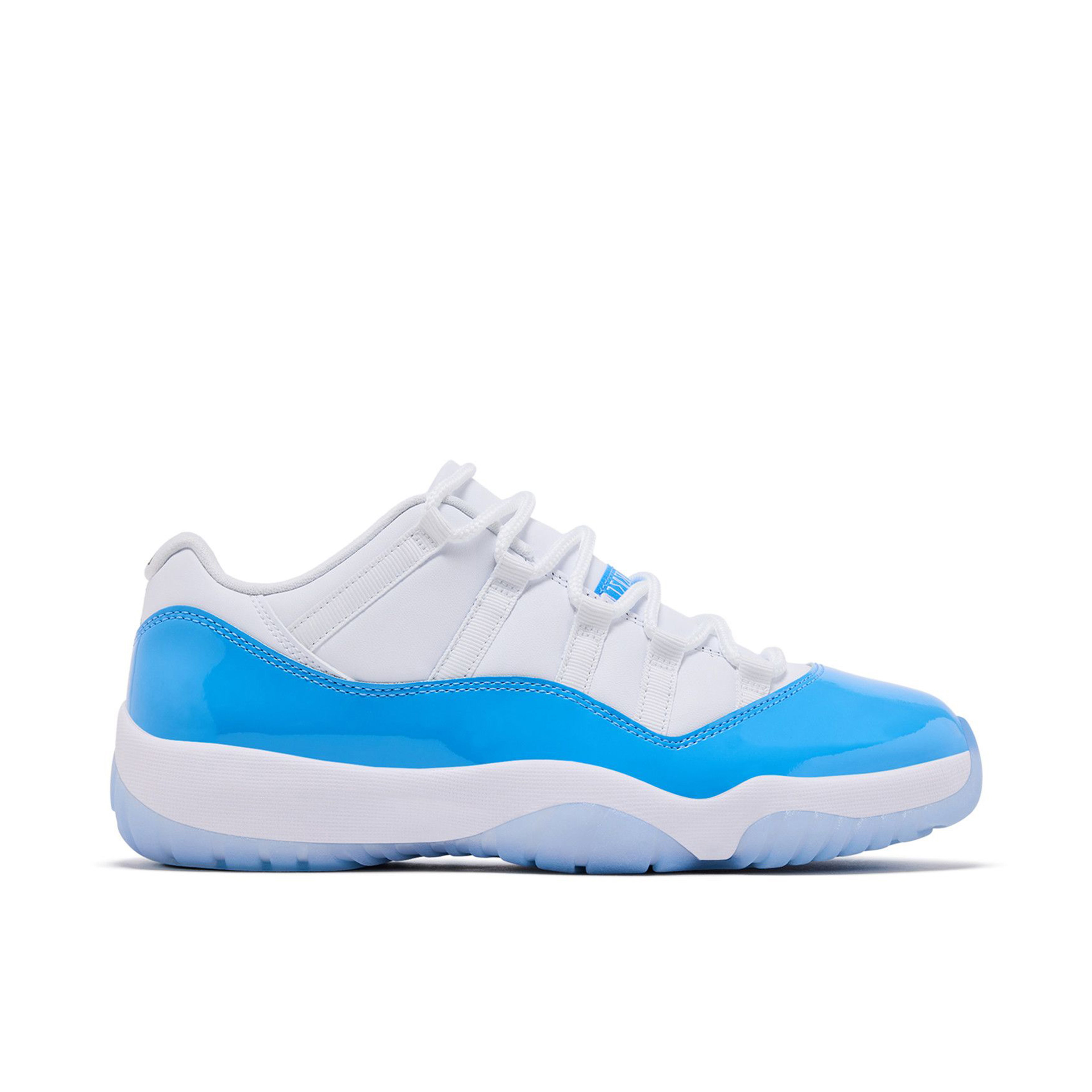 Air Jordan 11 Retro Low University Blue (2026)