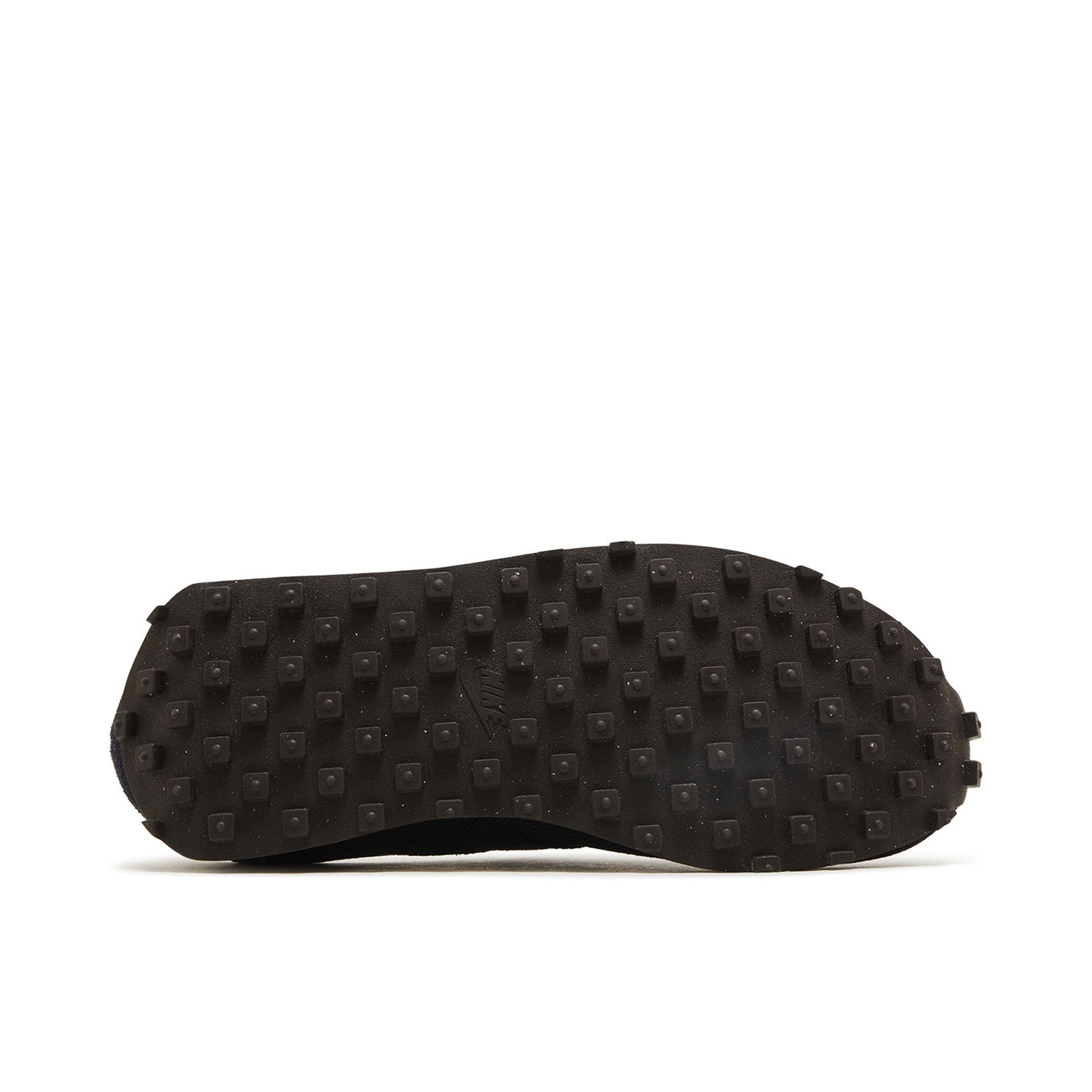 Thumbnail 4 of 4