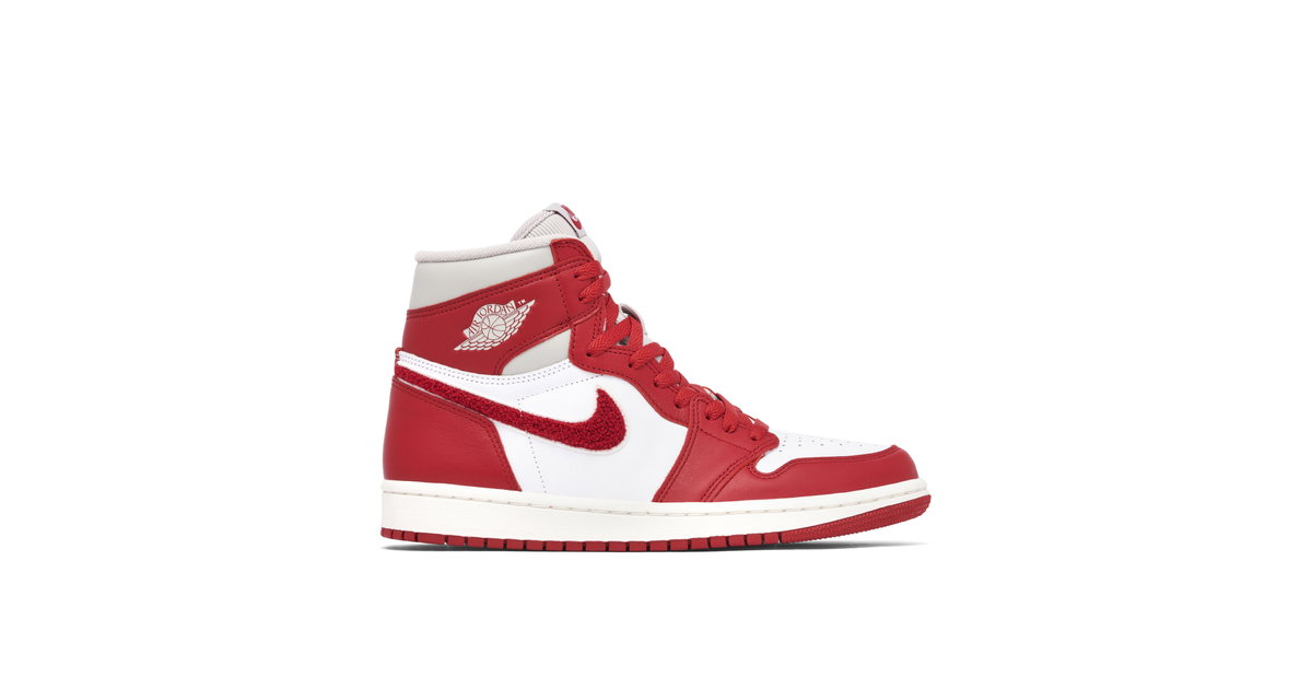 Air Jordan 1 Retro High Chenille Varsity Red Womens | DJ4891-061