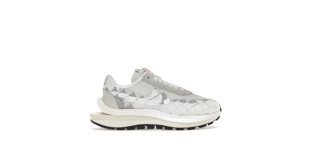 Nike VaporWaffle Woven x sacai x Jean Paul Gaultier White | DR5209