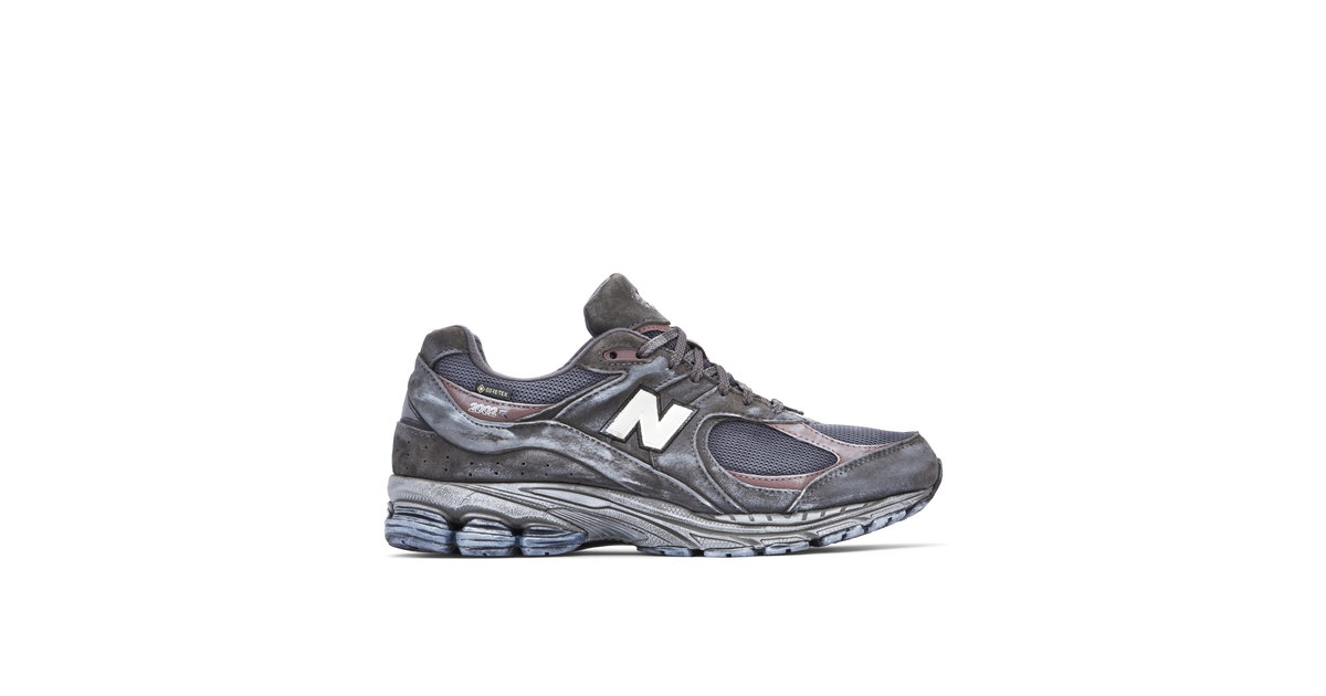 New Balance 2002R Gore-Tex Magnet Grey | M2002RXA | Laced